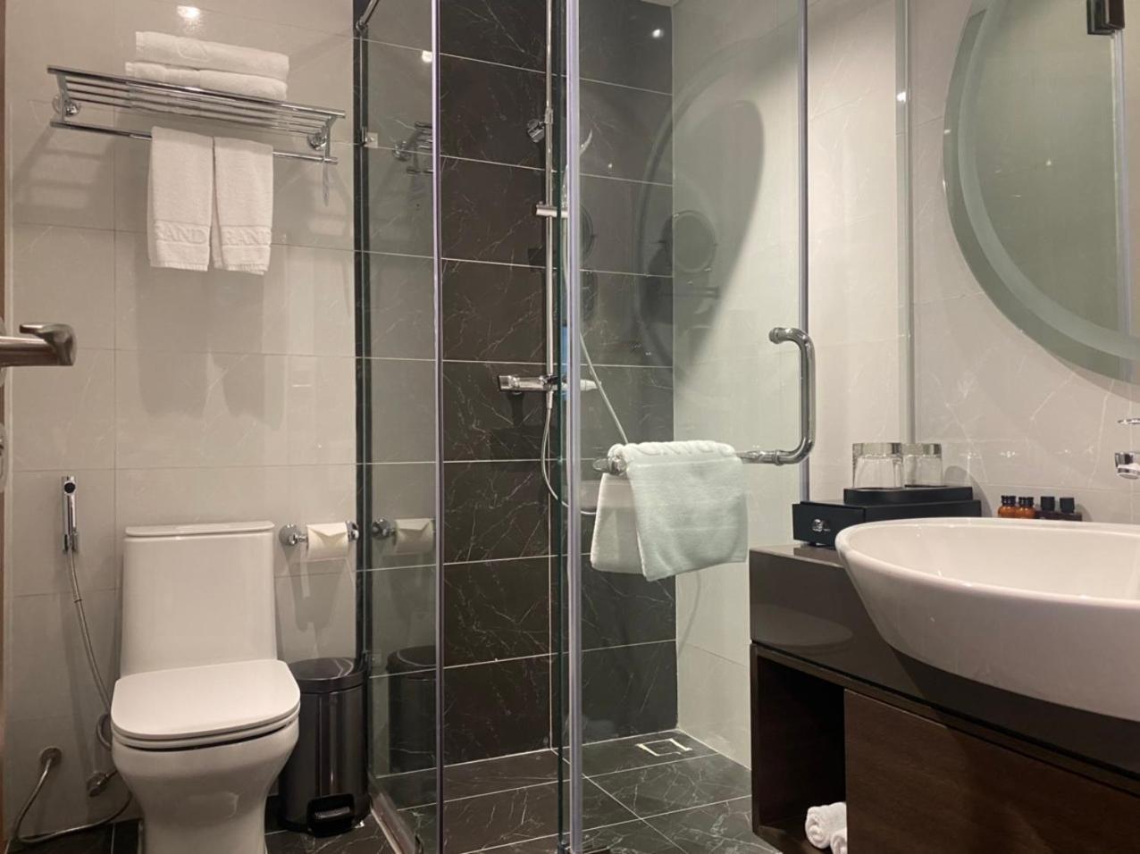 Grand K Hotel Suites Hanoï Extérieur photo